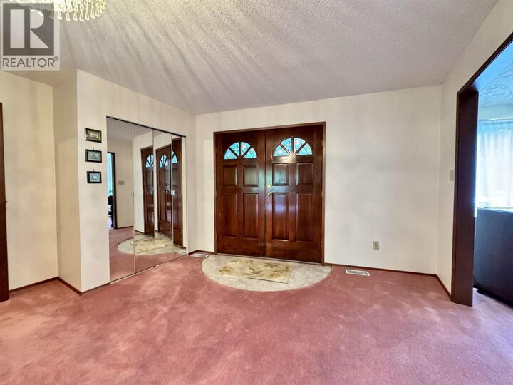 Property Photo: 580 Cassiar Avenue BC V8J 3Z5