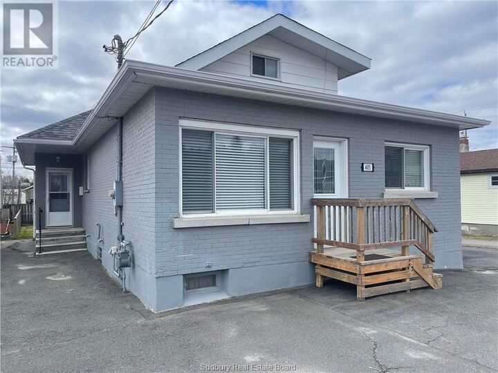 Photo de la propriété:  405 Granite Street  ON P3A 4Z5 