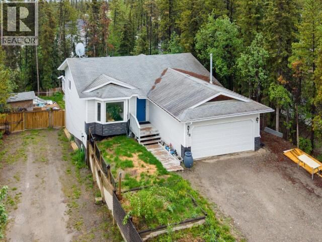 18 Wilson Drive — photo 1