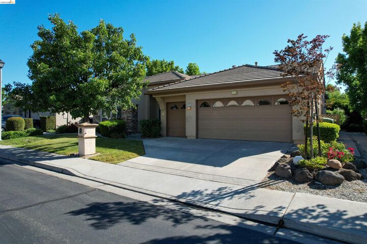 Property Photo:  1941 Jubilee Drive  CA 94513 