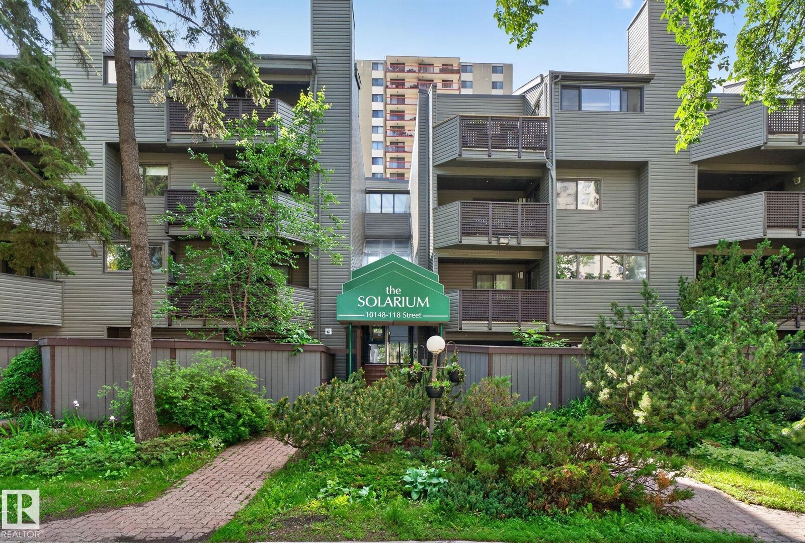 Property Photo:  10148 118 Street NW G14  AB T5K 1Y4 