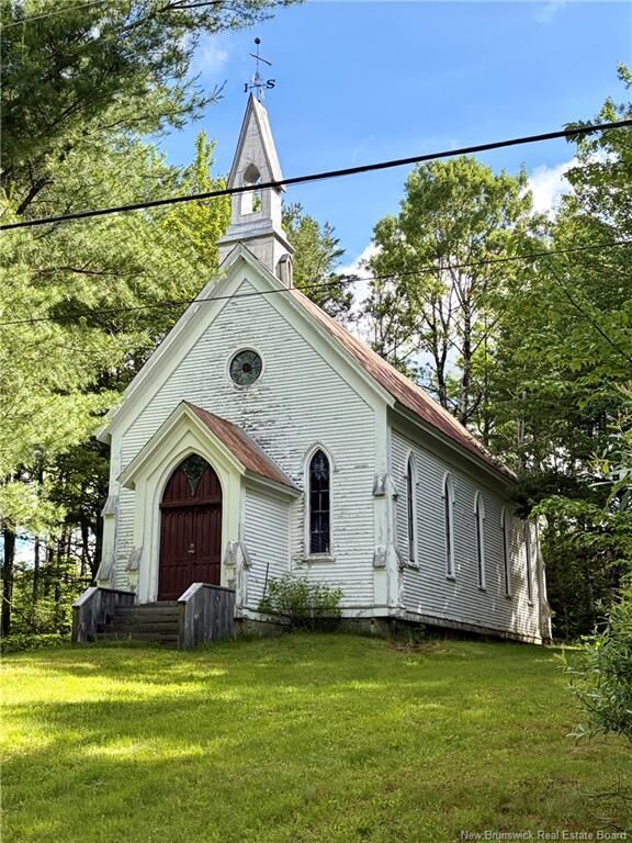 122 Route 745 — photo 1