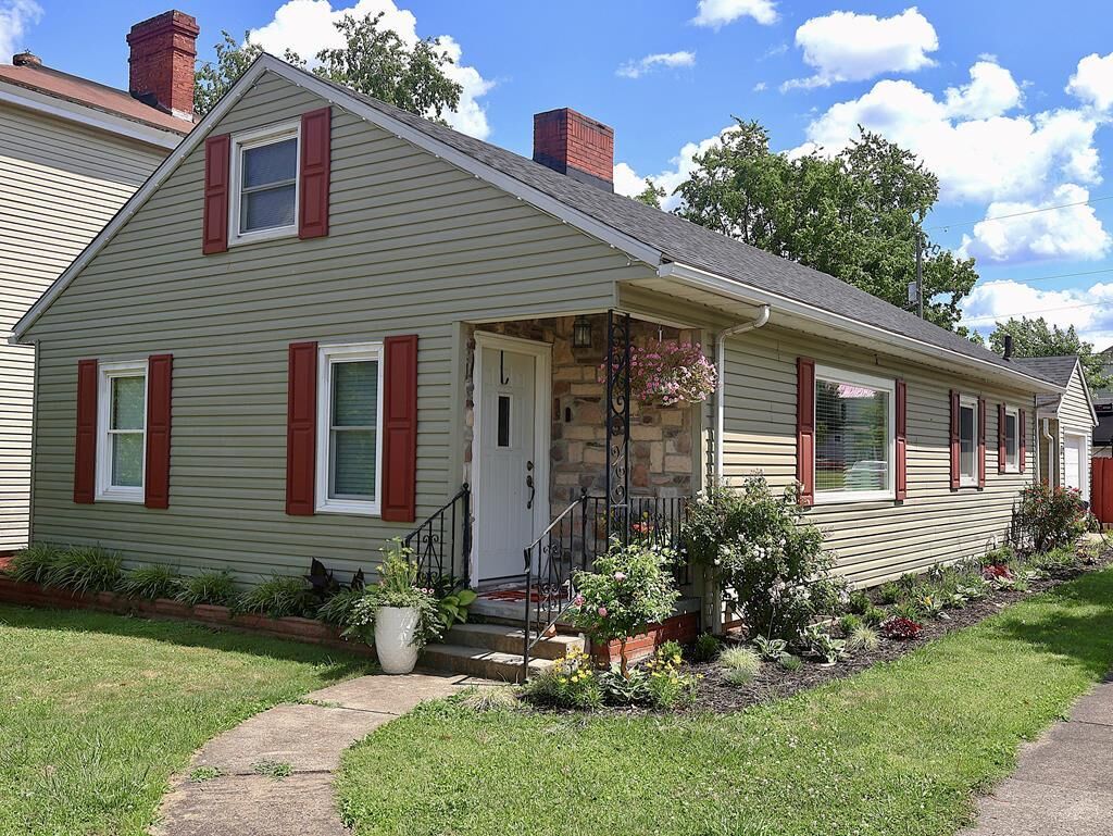 Property Photo:  2020 Grandview Avenue  OH 45662 