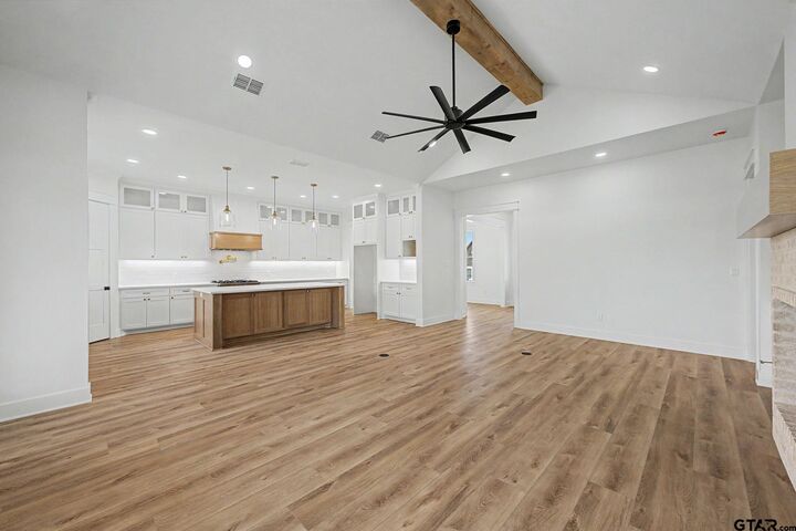 Property Photo: 3139 Club Drive TX 75703
