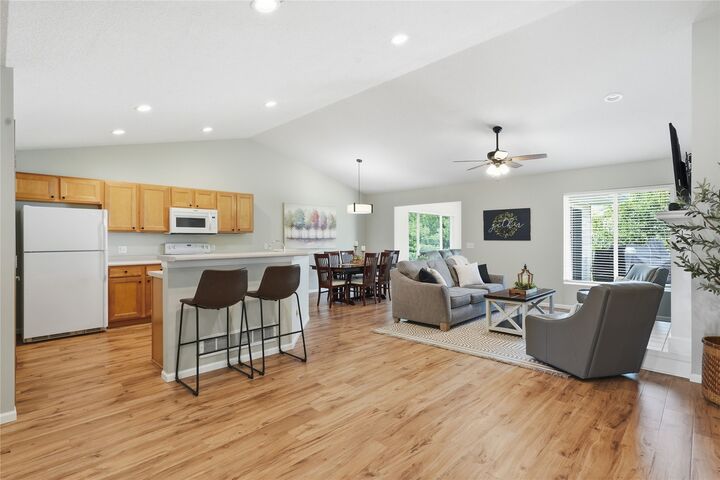 Property Photo:  6114 Pinewood Court  IA 50131 