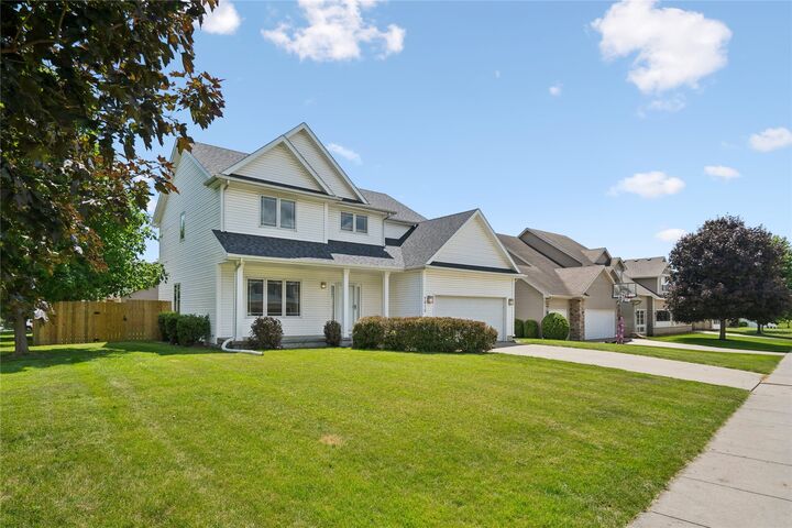 Property Photo:  7912 Aspen Drive  IA 50266 