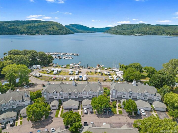 Property Photo:  225 Waterside Close  NY 10566 