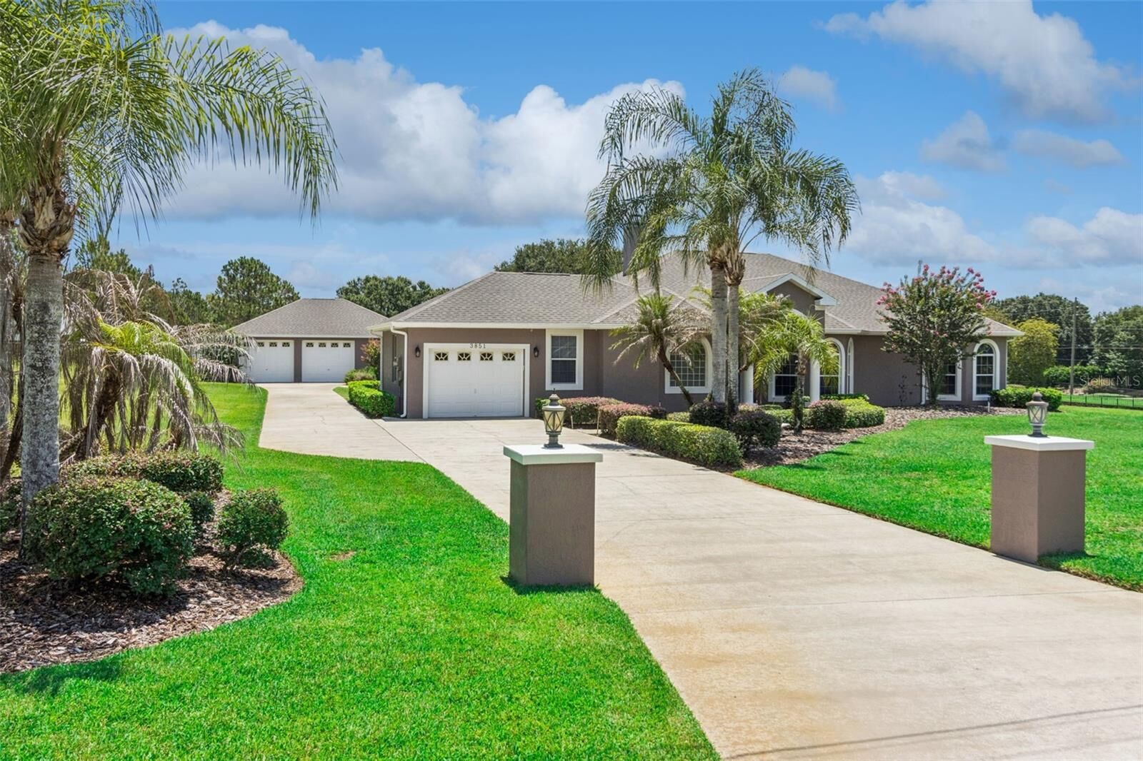 Property Photo:  3851 Muncie Road  FL 33827 