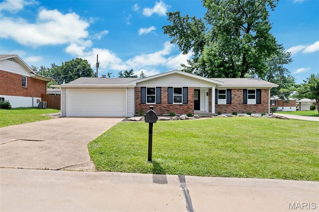 Property Photo: 1152 Tumbleweed Trail MO 63011