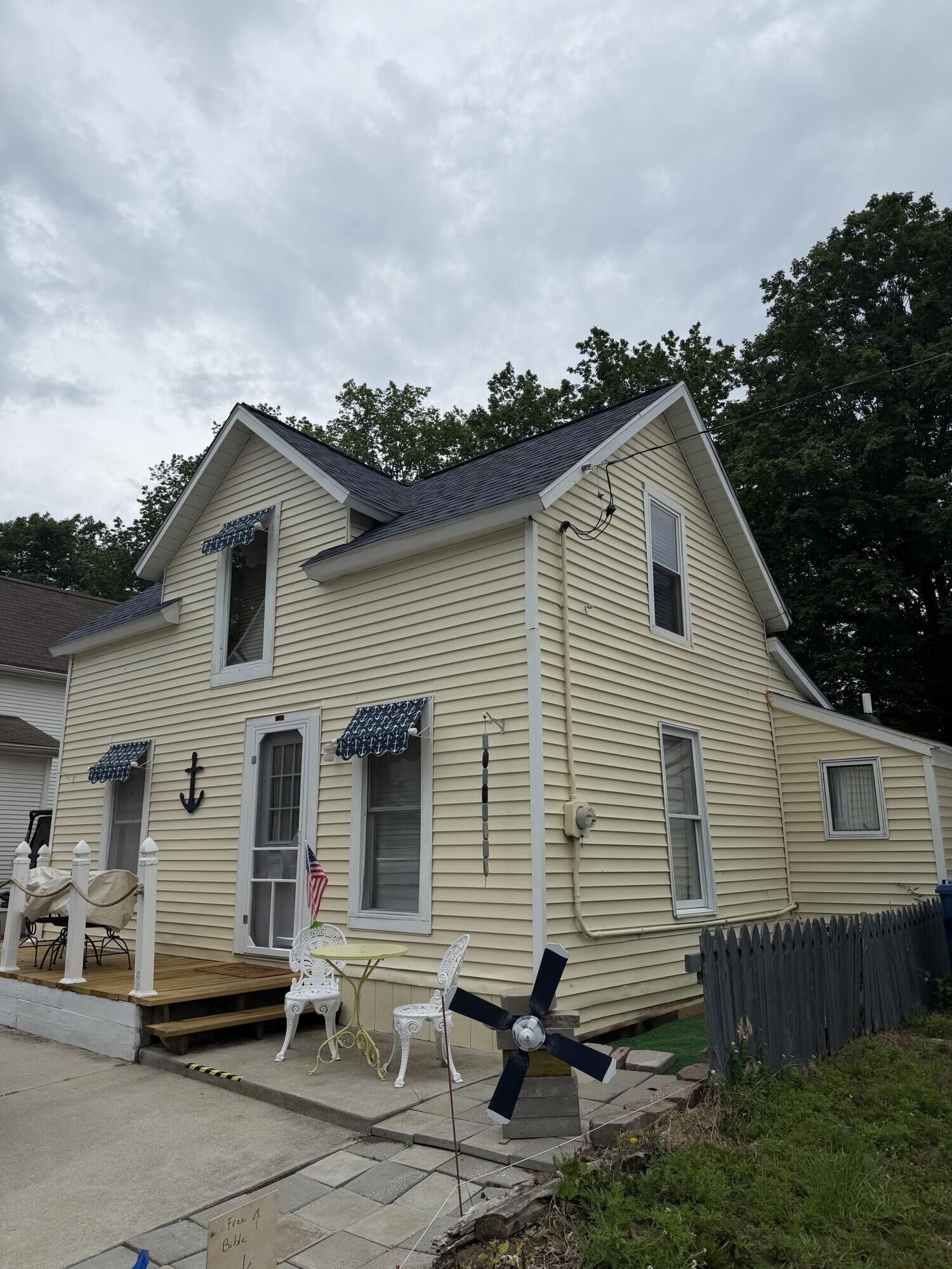 Property Photo:  2243 1st Avenue  MI 49424 