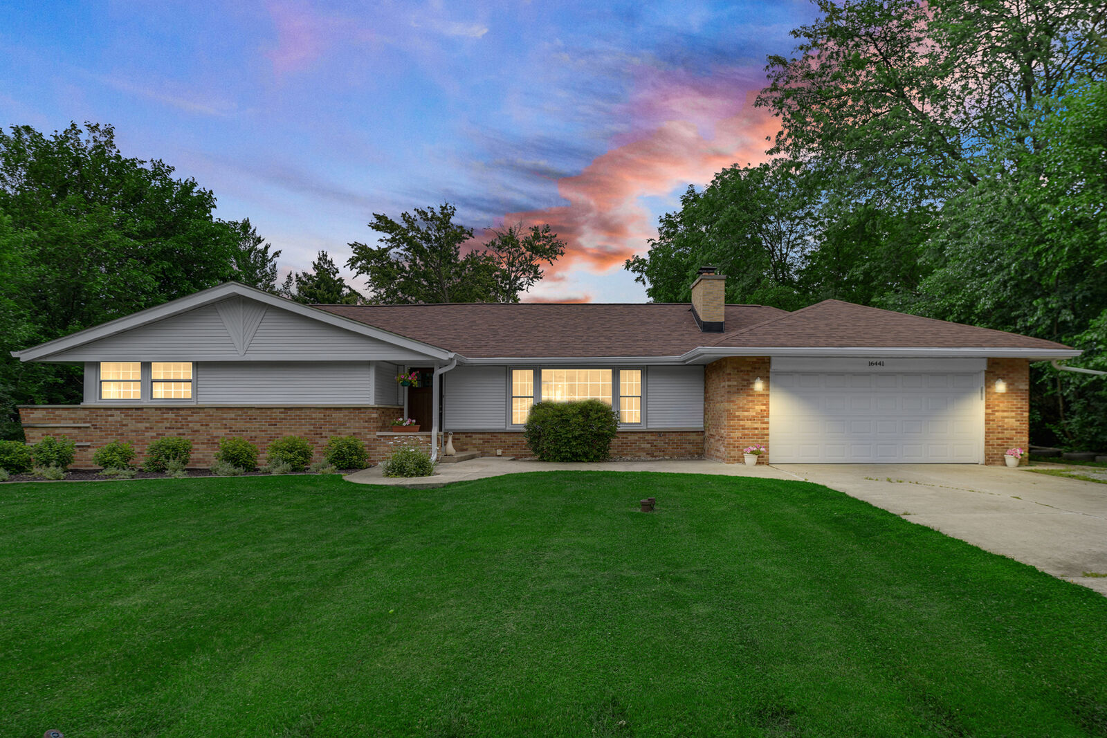 Property Photo: 16441 Beverly Avenue IL 60477