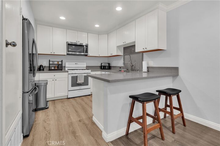 Property Photo:  1086 Cabrillo Park Dr #D  CA 92701 