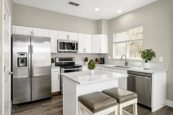 Property Photo:  2188 Winterhaven Circle  CA 95682 