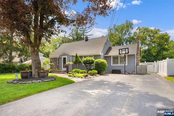 Property Photo:  134 Marion Court  NJ 07442 