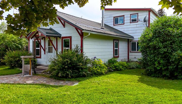 Property Photo:  309 2nd Avenue  MT 59865 