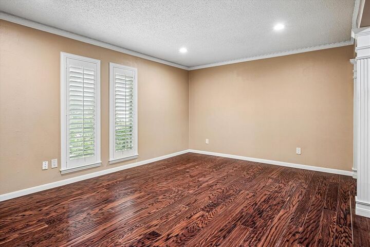 Property Photo: 5084 Matilda Street 218 TX 75206