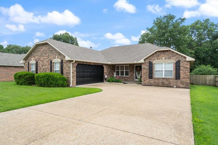 Property Photo:  803 Katie Lane  AR 72761 