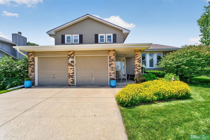 Property Photo:  6706 S 77 Street  NE 68127 