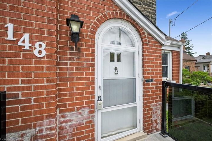 Property Photo:  148 Waterloo Street  ON N2J 1Y2 