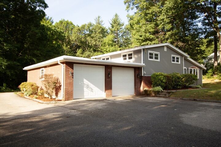 Property Photo:  21 Siani Rd  MA 01542 