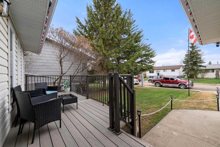Property Photo: 4319 54 Avenue AB T0B 4J0