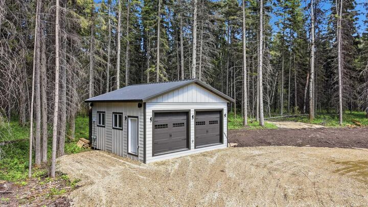 Property Photo: On Highway 761 AB T0M 1H0