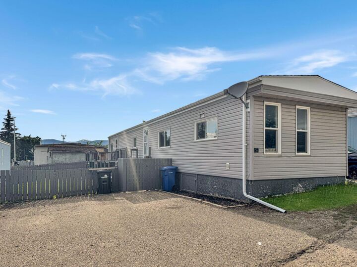 Property Photo: 69 Shand Trailer Court AB T0E 0Y0