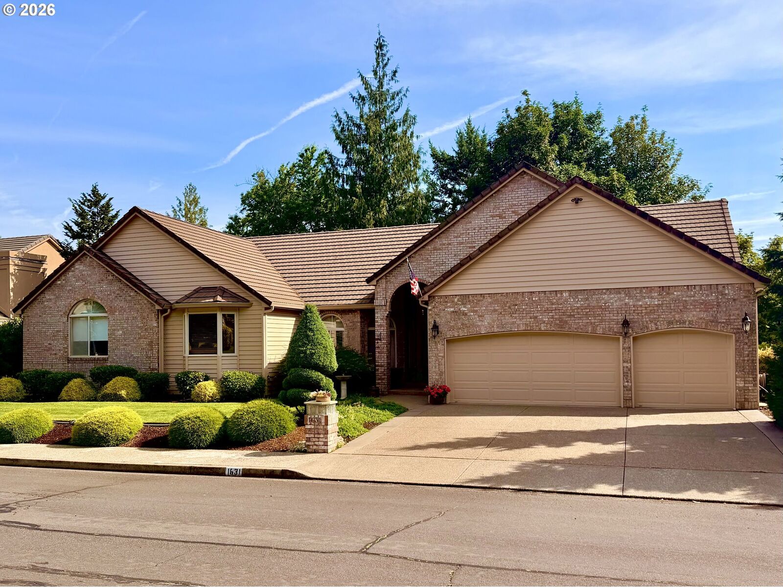 Property Photo:  1631 NW Lacamas Dr  WA 98607 