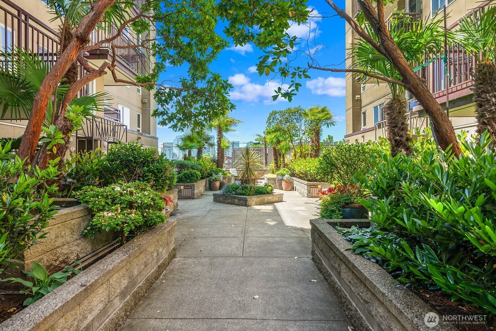 Property Photo:  1711 E Olive Way 314  WA 98102 