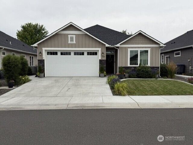 Property Photo:  911 S M Loop Drive SW  WA 98848 