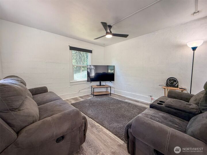 Property Photo: 514 Ash Street S WA 98841