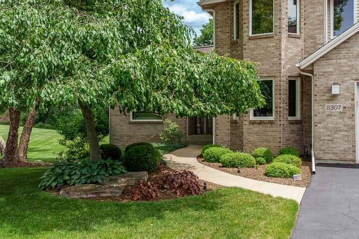 Property Photo: 11307 Ridgecrest Drive IL 61073