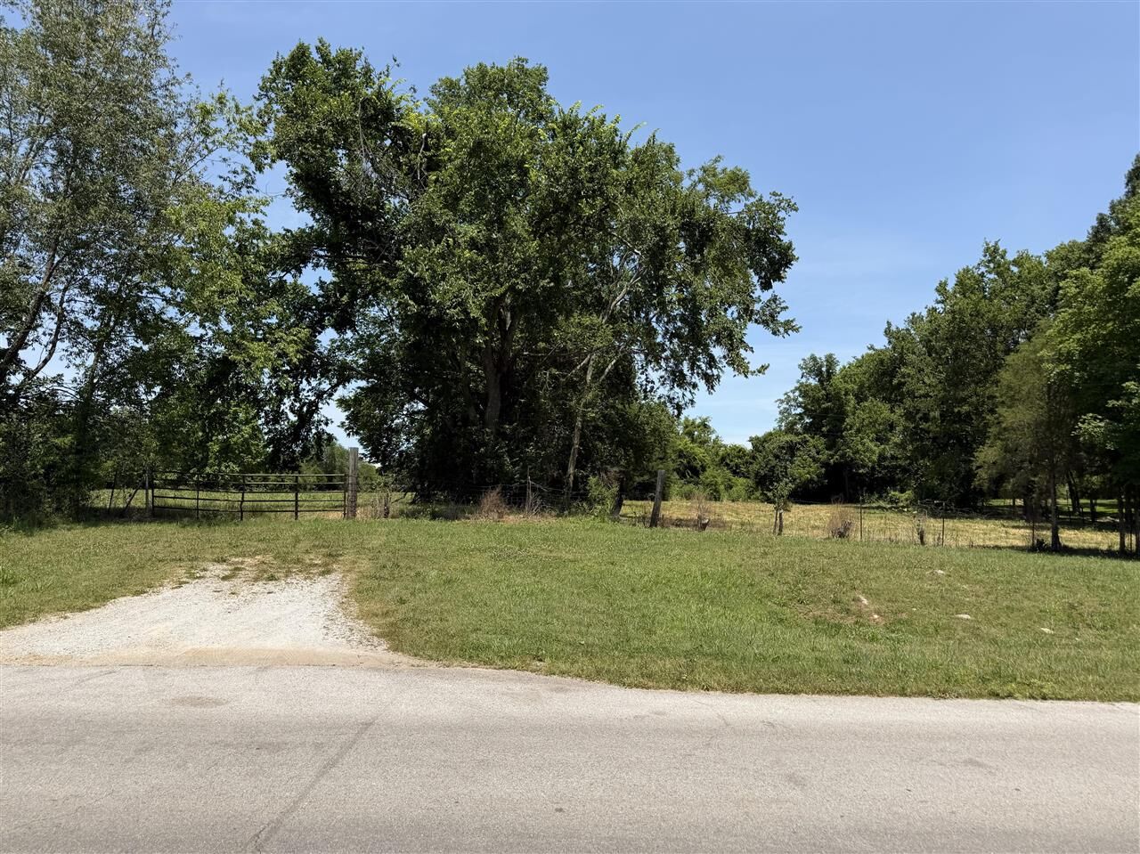 Property Photo:  0 Glen Lily Road  KY 42101 