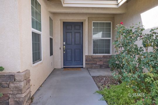 Property Photo:  412 Christopher Ct  CA 93555 