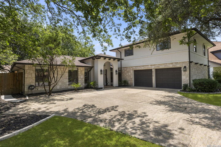 Property Photo: 6215 Pine Needles TX 78244
