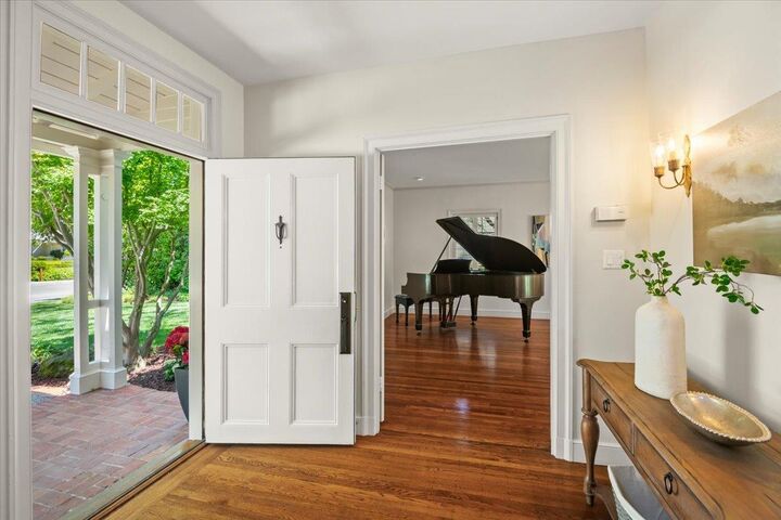 Property Photo:  1408 Edgewood Drive  CA 94301 
