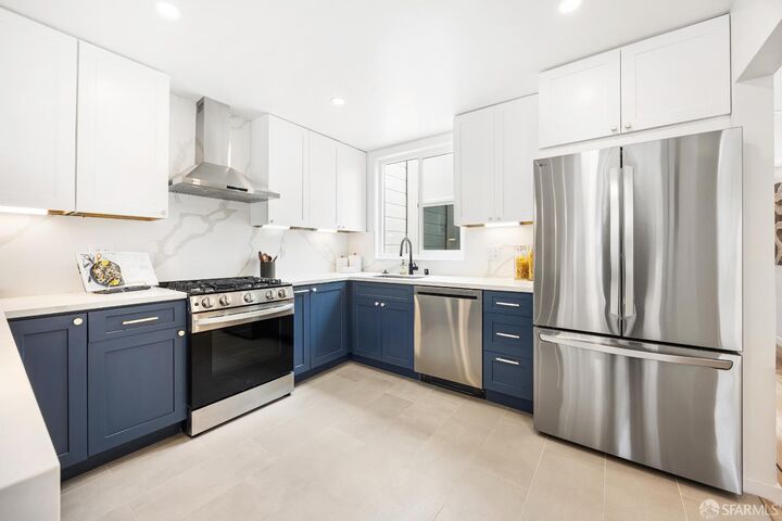 Property Photo:  2679 Alemany Boulevard  CA 94112 