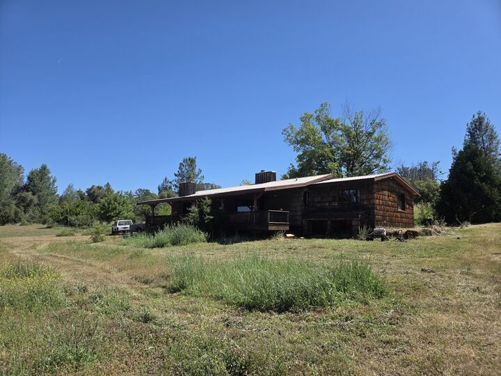 Property Photo:  21590 Purple Place  CA 96059 