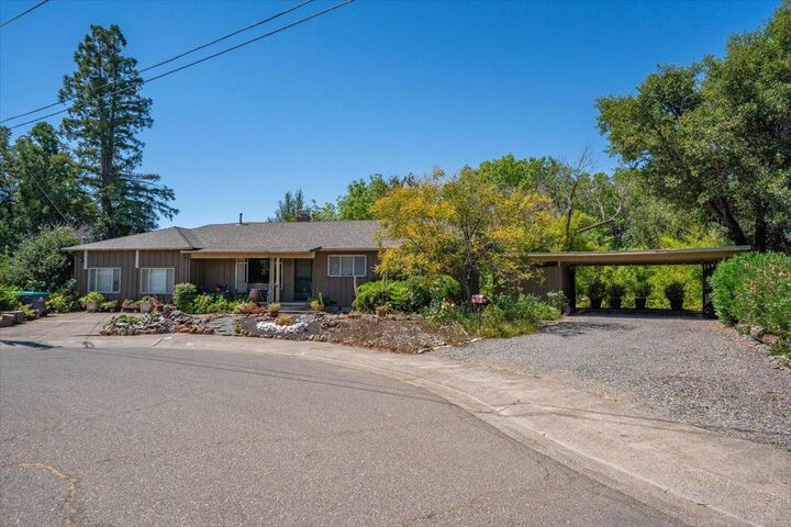 Property Photo:  1905 Jefferson Avenue  CA 96080 
