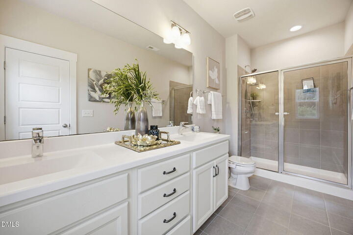 Property Photo: 542 Beacon Ridge Boulevard NC 27516