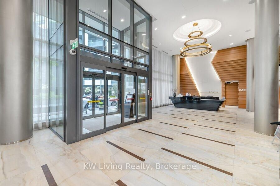 Property Photo:  25 Adra Grado Way 861  ON M2J 0H6 