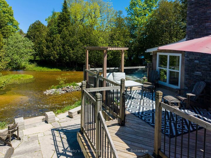 Property Photo: 640514 Hamilton Road ON N0H 1R0