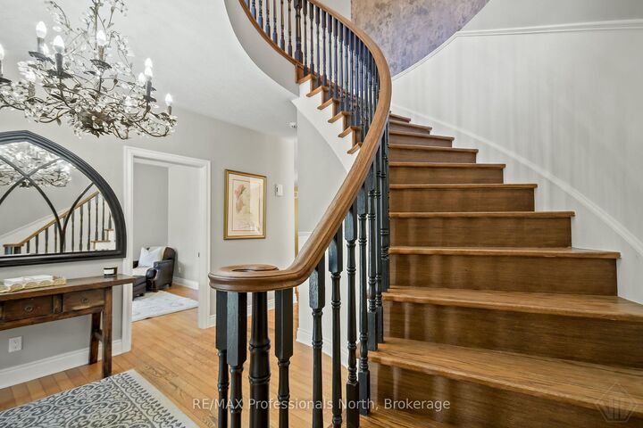 Property Photo: 9 Melane Court ON P1L 1X7