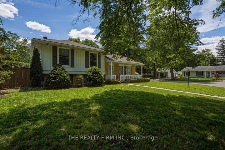 Photo de la propriété:  52 Maxwell Crescent  ON N5X 1Z1 