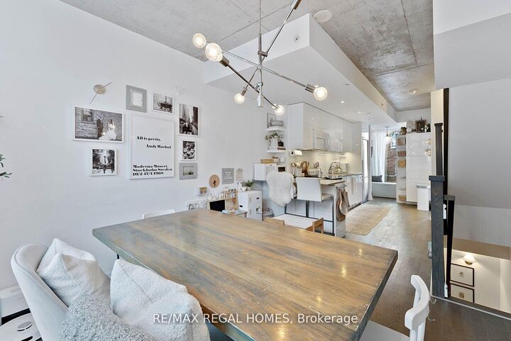 Property Photo: 1238 Dundas Street E Th110 ON M4M 0C6