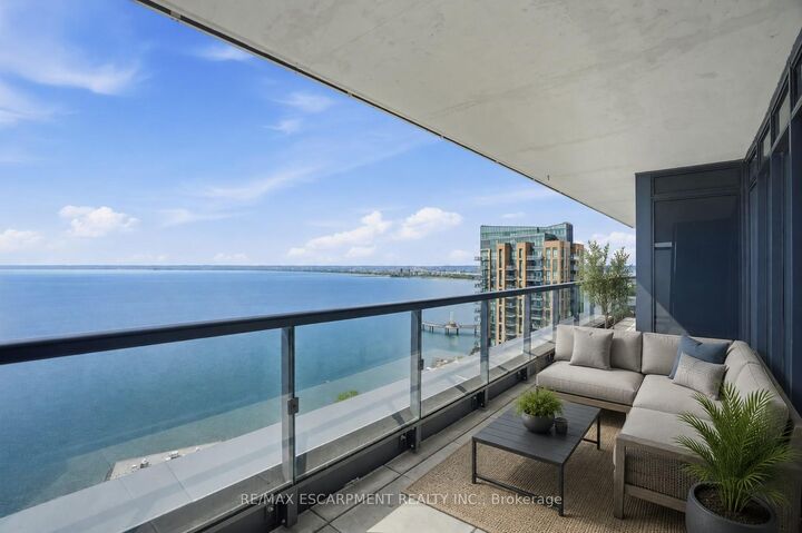 370 Martha Street 2104 — photo 1