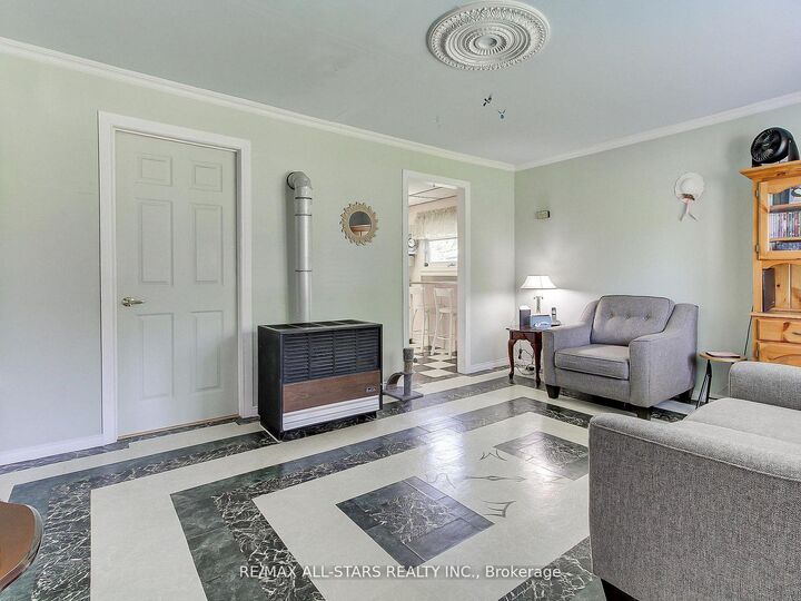 Property Photo:  9 Riverglen Drive  ON L4P 2P9 