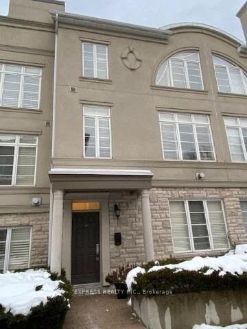Property Photo: 51 York Mills Road 302 ON M2P 1B6