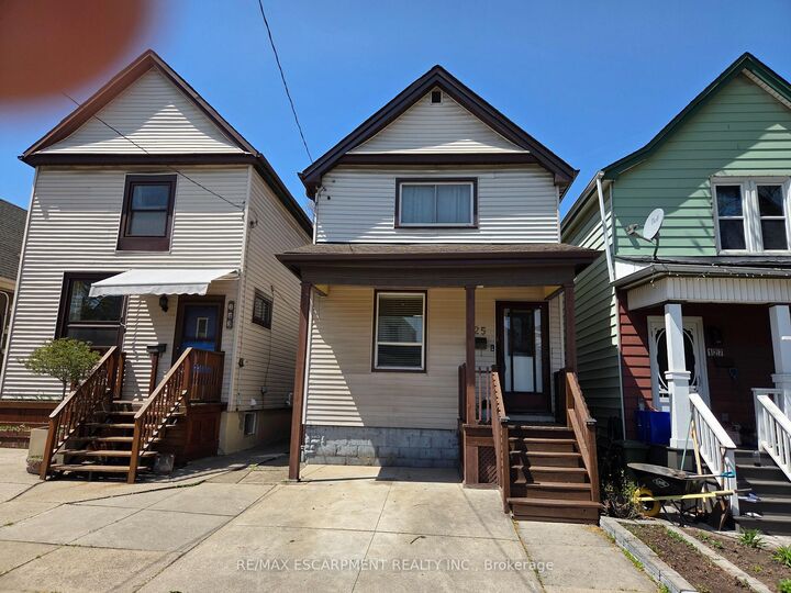 125 Cavell Avenue — photo 1