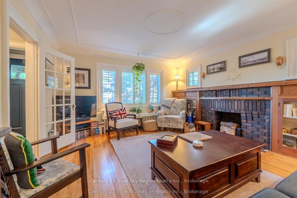 Property Photo:  430 Kehoe Street  ON P1B 5V6 